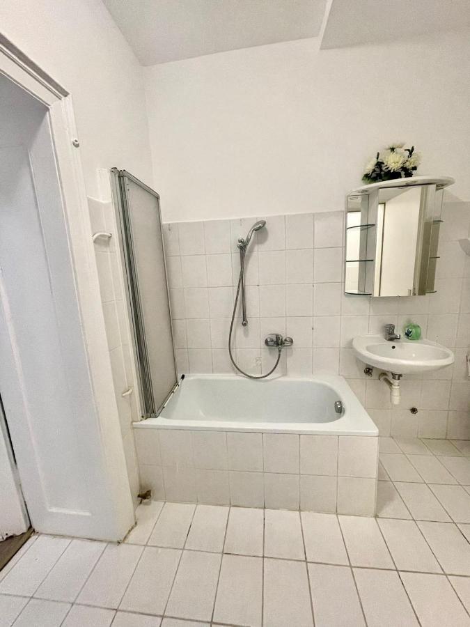 Premier Triple Room Mz Wien Exterior foto
